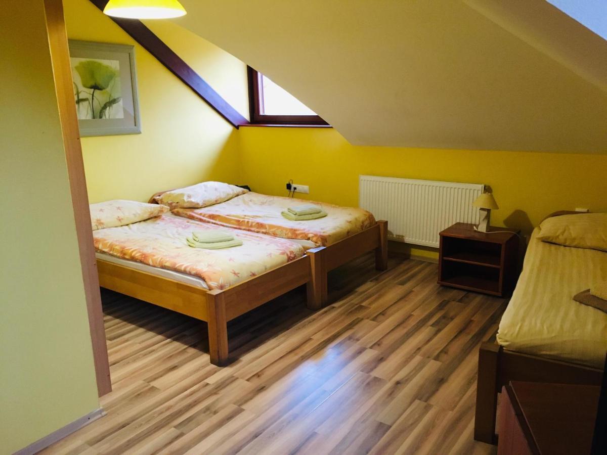 Penzion Bebek Filakovo Extérieur photo